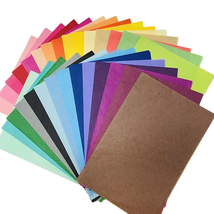Fornitori di avvolgimento di colore bianco di buona qualità carta da imballaggio personalizzata in carta Kraft colorata