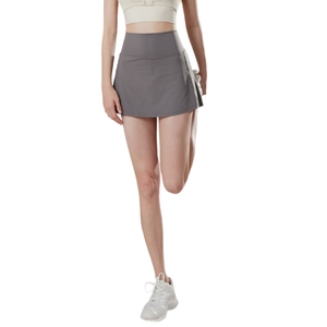 Robe de tennis confortable 2-en-1 Jupe de golf sport à logo personnalisé avec poche arrière cachée à la taille et leggings plissés pour adultes - Product Image 4