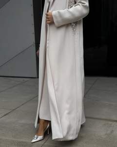 <span class=keywords><strong>Abaya</strong></span> classique 2025 meilleure vente Eid en Turquie avec perles et paillettes sur mesure luxe minimaliste <span class=keywords><strong>Abaya</strong></span> fille <span class=keywords><strong>Kimono</strong></span> musulman mince manteau arabe <span class=keywords><strong>Abaya</strong></span> - Product Image 4