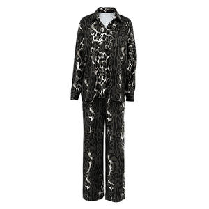 Pyjama <span class=keywords><strong>en</strong></span> soie léopard 2024-border et automne envoi <span class=keywords><strong>express</strong></span>, manches longues et - Product Image 5