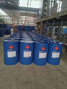 Derivati esteri a base di solvente per la produzione di colla adesiva - Product Image 4