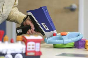 Analizador XRF portátil Olympus VANTA Mediciones elementales en tiempo <span class=keywords><strong>real</strong></span> Análisis in situ Varios depósitos minerales 1 año de garantía - Product Image 5