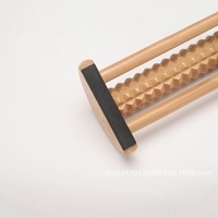 Cadeaux relaxants pour maman et papa : Outil de massage portable pour tissus profonds et serviette de soulagement de la neuropathie, petit épurateur en bois entièrement naturel