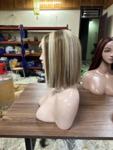 Perruque en cheveux humains de haute qualité, 100% cheveux Remy, dentelle frontale, perruque droite naturelle, densité personnalisée pour le marché mondial - Product Image 3