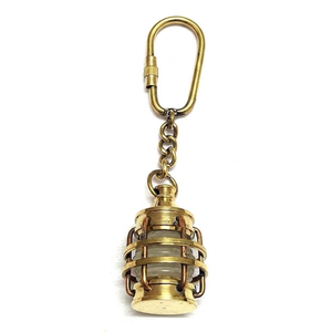 Llavero de Lujo Vintage con Linterna de Latón Hecha a Mano, Colgante Náutico de Metal para Regalo de Navidad, Año Nuevo, Cumpleaños o Boda - Product Image 1