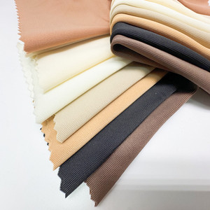 Tissu en polyester et élasthanne tricoté warp, couleur personnalisée, doux pour la peau, écologique, séchage rapide, <span class=keywords><strong>anti</strong></span>-<span class=keywords><strong>UV</strong></span>, doublure pour <span class=keywords><strong>maillot</strong></span> <span class=keywords><strong>de</strong></span> <span class=keywords><strong>bain</strong></span> et textile <span class=keywords><strong>de</strong></span> maison - Product Image 1