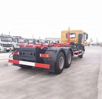 Camion benne arrière diesel Dongfeng 6x4 de haute qualité, 20-25 tonnes, avec crochet de levage et différents bacs pour le transfert de déchets, Euro 3