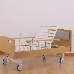 Cama Hospitalaria Manual de Dos Manivelas con Cabecero Metálico y Barandilla, para Cuidado en el Hogar, con 3 Años de Garantía y 4 Ruedas - Product Image 2