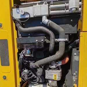 מחפר זחלי משומש מקורי מיפן מדגם קומטסו PC160 במשקל 16 טון לבנייה עם אישור EPA לכרייה - Product Image 6