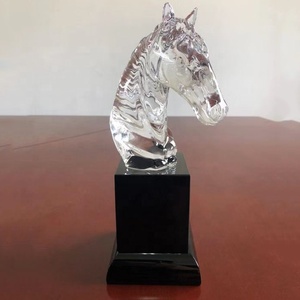 Tùy chỉnh thời trang pha lê lưu niệm Glass trống pha lê Horse Head pha lê <span class=keywords><strong>Trophy</strong></span> bởi nhà sản xuất - Product Image 4
