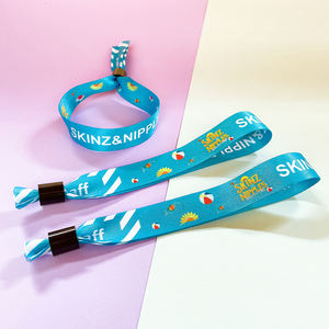 Pulsera de Tela de Poliéster Personalizada con Logotipo para Eventos VIP de Un Solo Uso, Resistente al Agua - Product Image 1