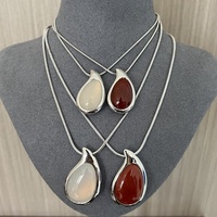 Pendentif en forme de goutte d'eau en cuivre blanc et rouge, design original, longue chaîne pour pull, accessoires pour femmes
