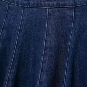 Nouvelle jupe courte en jean style européen et américain printemps 2025, mini-jupe rétro taille haute de couleur unie pour femme - Product Image 2