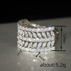Anello Geometrico a Foglia per Donne, Elegante e Minimalista, Gioiello per Matrimonio, Fidanzamento, Festa, Regalo - Product Image 4