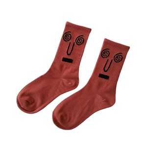 Chaussettes amusantes pour femmes printemps-automne, chaussettes <span class=keywords><strong>de</strong></span> sport en coton pour femmes, chaussettes mi-mollet mignonnes à motifs <span class=keywords><strong>de</strong></span> dessins animés - Product Image 5