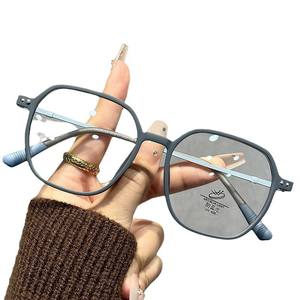 Montures de lunettes optiques carrées 38029 unisexe, verres PC anti-lumière bleue, monture complète, largeur moyenne, origine Taizhou - Product Image 1