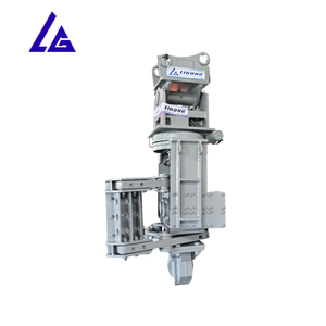 Martillo Vibratorio Montado en Excavadora PC200 EC210 para Hincado de Tablestacas de Acero en la Construcción de Cimentaciones - Product Image 2