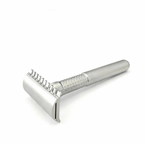 Precision <strong>Edge</strong> Consistent Performance Solid Structure Stainless <strong>Razor</strong> Steel Comfortable Control <strong>Double</strong> <strong>Edge</strong> Safety <strong>Razor</strong> - Product Image 2