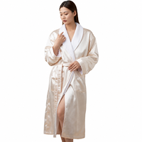 Robe de couple en polyester double face beige, col châle, légère et confortable, longueur mi-mollet, idéale pour les boutiques de cadeaux et les fêtes, pour adultes.