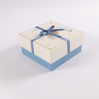 Boîte cadeau en papier personnalisée avec couvercle et base en ruban pour l'emballage des bougies, boîte d'emballage en carton recyclable