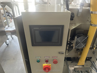 Machine d'emballage automatique à trois côtés pour particules, machine d'emballage pour thé, noix, grains de café, biscuits
