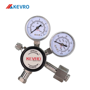Régulateur à deux étages de qualité laboratoire avec vanne de pression de <span class=keywords><strong>gaz</strong></span> manométrique en acier inoxydable <span class=keywords><strong>Sortie</strong></span> stable pour laboratoires et analyses - Product Image 3