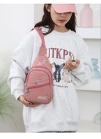 Nueva mochila pequeña para mujer, ligera, informal, resistente al agua, combina con todo, bolso de hombro, bolso cruzado de viaje, B-3467