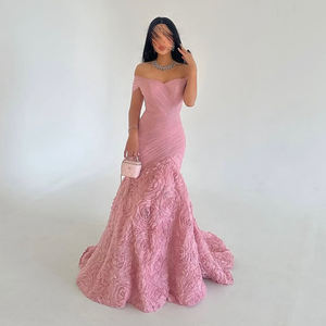 Элегантное вечернее платье-русалка Sharon Said SF169 бордового цвета с открытыми плечами, 3D цветами и плиссировкой для выпускного вечера и торжеств. (Нет в наличии) - Product Image 2