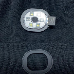 Bluetooth Beanie Hat với ánh sáng đèn pha cap tai nghe được xây dựng trong loa mic quà tặng cho câu cá chạy bộ làm việc thả Đen - Product Image 6