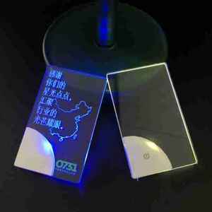 Llavero colorido de luces de tarjeta de visita LED creativas de fabricantes de origen directo para fiestas Nuevo extraño luminiscente - Product Image 4