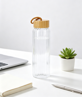 Bouteille en verre borosilicate haute résistance côtelée de 550 ml (18 oz), étanche, portable, avec couvercle en bois pour l'extérieur