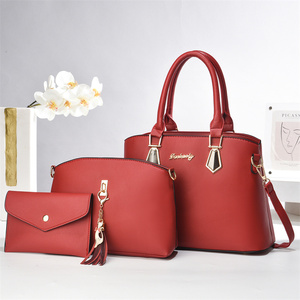 <span class=keywords><strong>Ensemble</strong></span> de 3 Pièces Sacs à <span class=keywords><strong>Main</strong></span> en Cuir PU pour <span class=keywords><strong>Femme</strong></span> : <span class=keywords><strong>Sac</strong></span> Fourre-tout Décontracté, <span class=keywords><strong>Sac</strong></span> Bandoulière, Pochette et <span class=keywords><strong>Portefeuille</strong></span>, Tous Saisons, Logo Personnalisable - Product Image 1