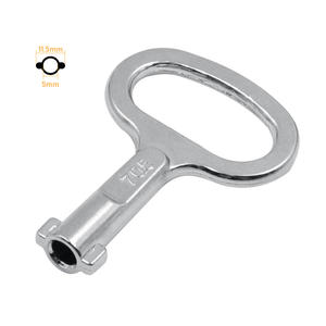 Clé clé <span class=keywords><strong>universelle</strong></span> ascenseur porte serrure Valve clé utilitaire plombier <span class=keywords><strong>Triangle</strong></span> clé pour armoires électriques compteurs d'eau vannes - Product Image 3