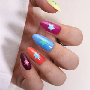 Ongles artificiels prêts à être expédiés, forme courte, <span class=keywords><strong>rouge</strong></span> clair, style étoile blanche, ongles de luxe personnalisés, <span class=keywords><strong>gel</strong></span> doux, étiquette privée, ongles à presser - Product Image 3