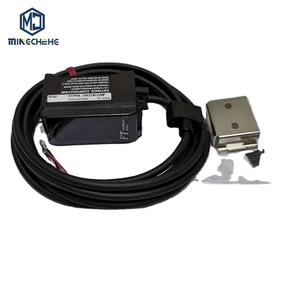 Sensor de Temperatura Infrarrojo Digital KEYENCE FT-50A, Amplificador: Montaje en Riel DIN, NPN, Nuevo y Original - Product Image 1