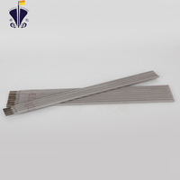 Électrode de soudage en acier inoxydable super duplex AWS E2594-16 de 3,2 mm, 25Cr, certifiée ISO9001, DC+/AC, résistance à la traction de 760 MPa, 13 %