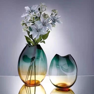 12.5*9.5*26.5cm Wholesale Houseware Cheap Clear Elegant Customized Glass Vase for Decoration