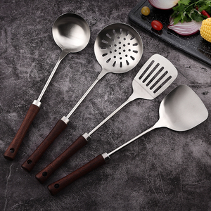 Goedkope Ontwerp Rvs Keukengerei Met Walnoot Houten Handvat Keukengerei Set - Product Image 3