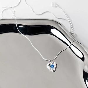 Collar de amor con incrustaciones de martillo Irregular versátil Cadena de clavícula de corazón de <span class=keywords><strong>lava</strong></span> de gama alta con sentido de diseño exquisito para mujer - Product Image 5