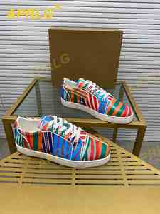 Chaussures de skate unisexes pour chrétiens, de haute qualité, personnalisées, à semelle épaisse, rétro, à lacets, décontractées, respirantes, style Louboutin - Product Image 3