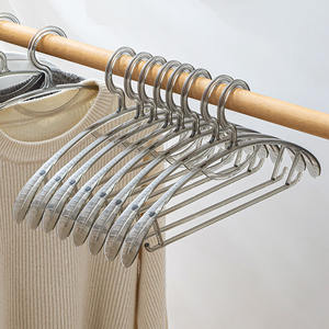 Cintres en plastique transparent de conception moderne <span class=keywords><strong>Lindon</strong></span> avec épaule large, barre antidérapante pour pantalon, cintre multifonction en cristal pour vêtements - Product Image 5