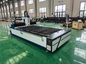 Máquina de corte láser de fibra CNC industrial con control Cypcut para piezas de chapa metálica de elevadores y escaleras mecánicas - Alta precisión, refrigeración por agua, IA - Product Image 3