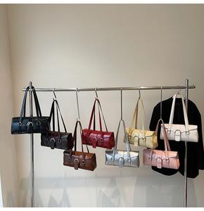 Nouveauté PU couleur unie femmes sous les bras sac 2025 été nouveau sac à main femmes sac à bandoulière - Product Image 4