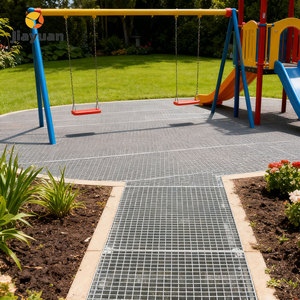 Grille d’égouttement <span class=keywords><strong>en</strong></span> acier <span class=keywords><strong>de</strong></span> qualité professionnelle, sur mesure,  trottoirs, parcs, chantiers <span class=keywords><strong>de</strong></span> construction et usines - Product Image 3