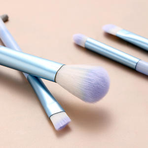 YUE Hot Style <span class=keywords><strong>Recomendado</strong></span> 12 PCS Clear Sky Face Makeup Brush Set Super Soft Pelo sintético Principiante Herramientas de belleza al por mayor - Product Image 4