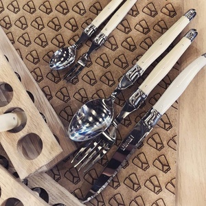 Hot Selling <strong>Colorful</strong> Handle <strong>Flatware</strong> <strong>Set</strong> Stainless Steel Laguiole Cutlery <strong>Set</strong> - Product Image 5