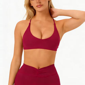 Ensemble deux pièces de sport respirant en Spandex recyclé personnalisé, comprenant un soutien-gorge de sport à col en U et un haut court de yoga à manches longues très élastique - Product Image 3