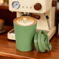 Tasse à café en acier inoxydable 12oz isolée à double paroi avec couvercle en paille et base antidérapante pour un usage quotidien
