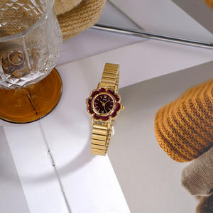 Nouvelle montre pour femme en bambou floral 2025, étanche, quartz, tendance - Product Image 6