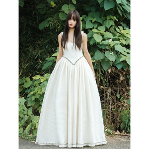 Vestido de Princesa Xiaoxiangfeng con Tirantes Finos y Borlas, Blanco, Cintura Ajustada y Estilizada, Elegante Vestido de Fiesta Estilo Princesa - Product Image 6